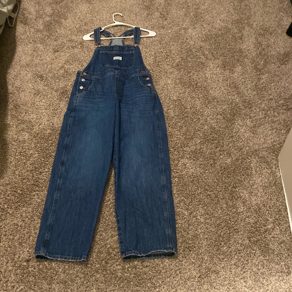 Levi’s overalls!
